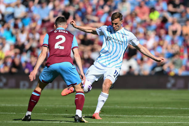 神导师般的 神导师般的