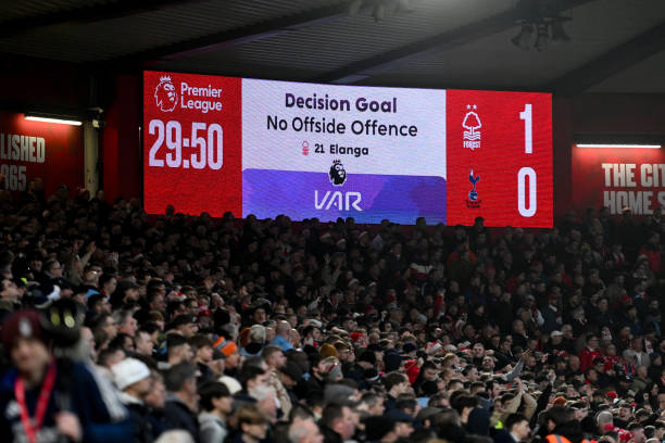 他在场边频 他在场边频