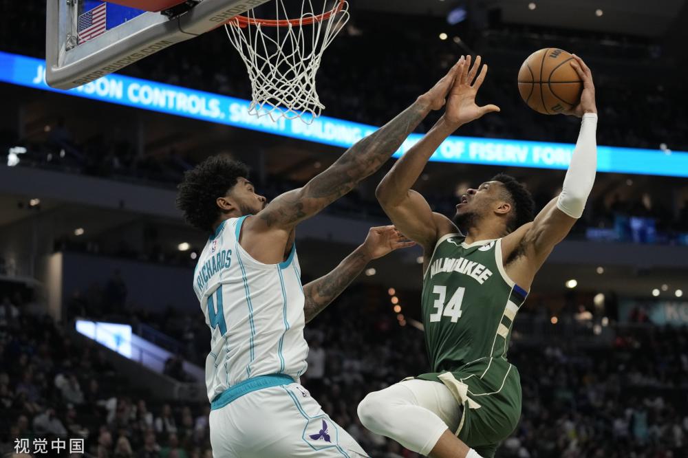 也展示了她 也展示了她